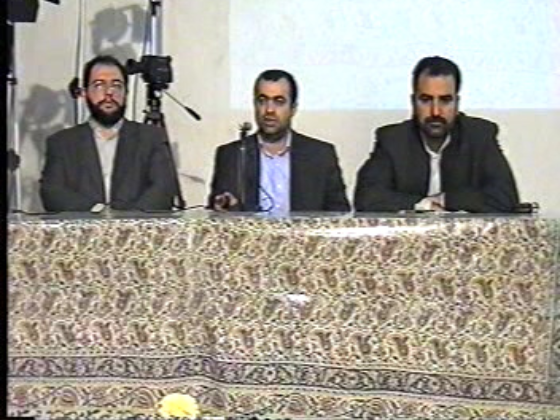 دیدار مدیر عامل انجمن سینمای جوانان ایران جناب آقای صانعی مقدم با اعضای انجمن سینمای جوانان آباده سال 1378