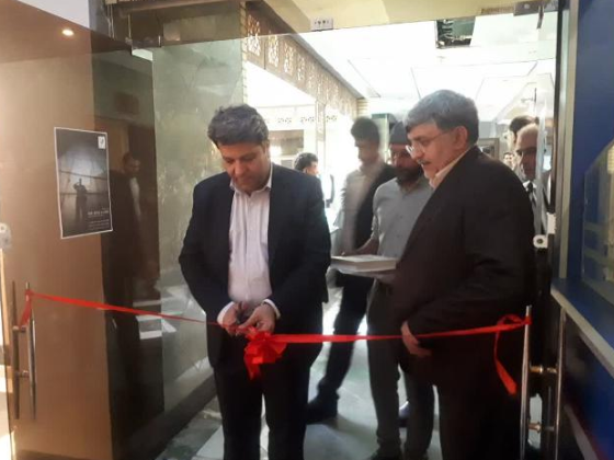 افتتاح نمایشگاه عکس انفرادی دانش آموختگان انجمن سینمای جوانان دفتر سمنان